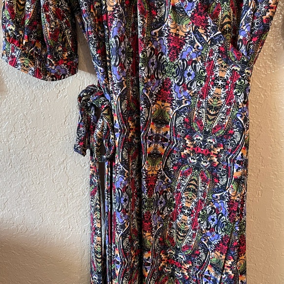 OLIVIA HARPER ✨ size 2✨ gorgeous colorful Wrap dress ✨ Like new - Picture 2 of 6